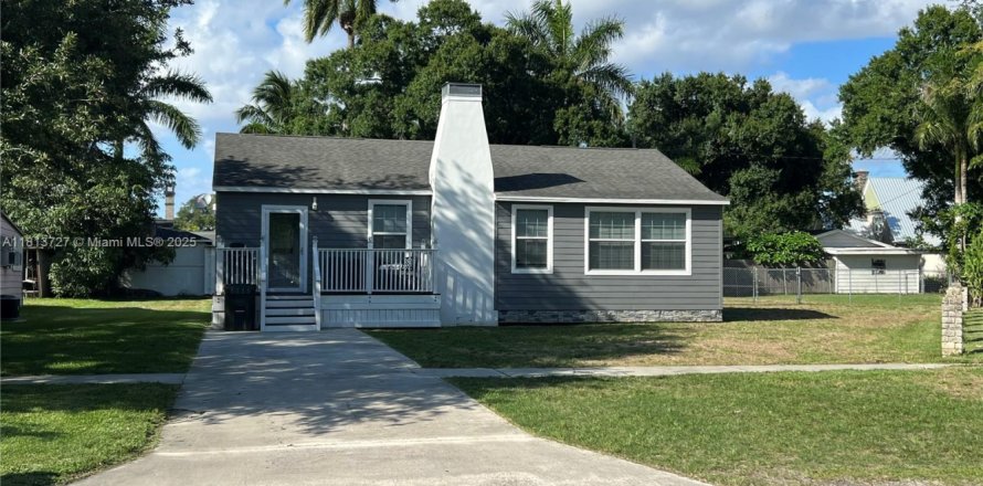 Villa ou maison à Clewiston, Floride 4 chambres № 1768947