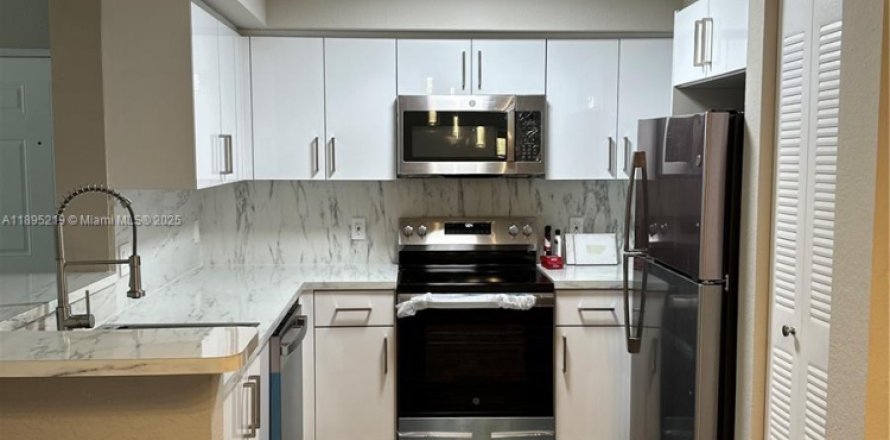 Кондоминиум с 1 спальней в Хомстед, Флорида № 1948967