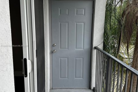 Снять в аренду кондоминиум в Хомстед, Флорида 1 спальня, 60.39м2, № 1948967 - фото 12