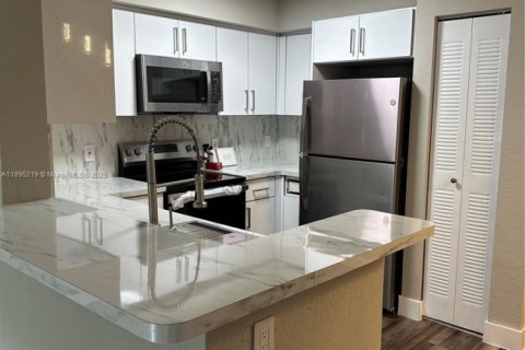 Снять в аренду кондоминиум в Хомстед, Флорида 1 спальня, 60.39м2, № 1948967 - фото 2