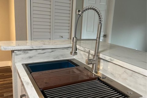 Снять в аренду кондоминиум в Хомстед, Флорида 1 спальня, 60.39м2, № 1948967 - фото 4