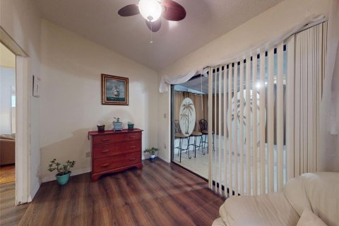 Villa ou maison à vendre à New Smyrna Beach, Floride: 2 chambres, 116.59 m2 № 1771369 - photo 24
