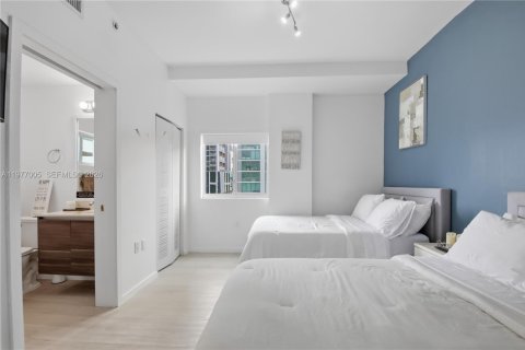Condominio en venta en Miami, Florida, 2 dormitorios, 77.76 m2 № 2042903 - foto 18