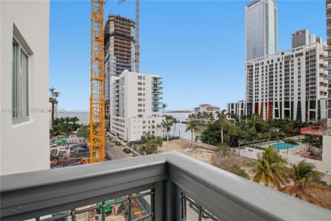 Condominio en venta en Miami, Florida, 2 dormitorios, 77.76 m2 № 2042903 - foto 25