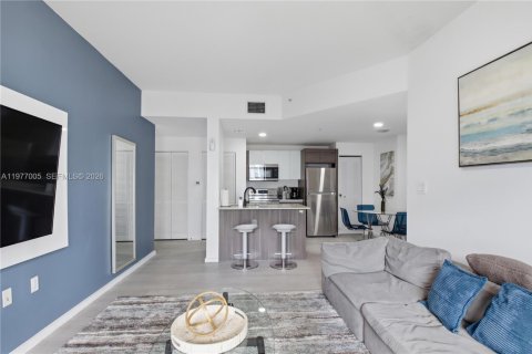 Condo in Miami, Florida, 2 bedrooms  № 2042903