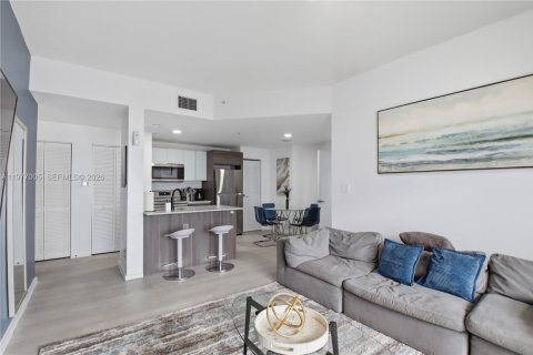 Condominio en venta en Miami, Florida, 2 dormitorios, 77.76 m2 № 2042903 - foto 3
