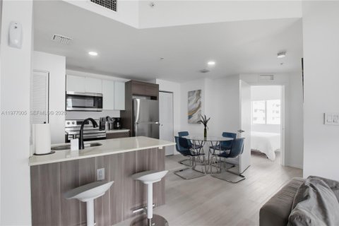 Condominio en venta en Miami, Florida, 2 dormitorios, 77.76 m2 № 2042903 - foto 6