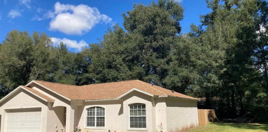 House in Summerfield, Florida 3 bedrooms, 105.35 sq.m. № 1906208