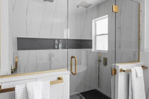 House in Hudson, Florida 6 bedrooms, 186.27 sq.m. № 1810305 - photo 20