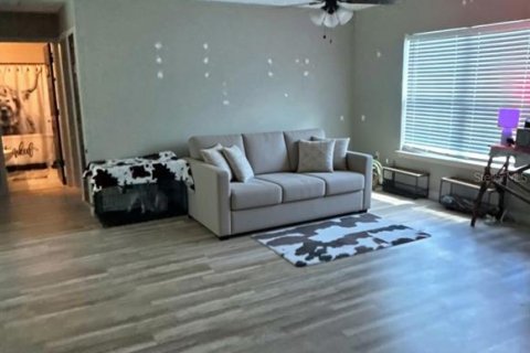 Casa en venta en Ocala, Florida, 3 dormitorios, 125.6 m2 № 2383829 - foto 4