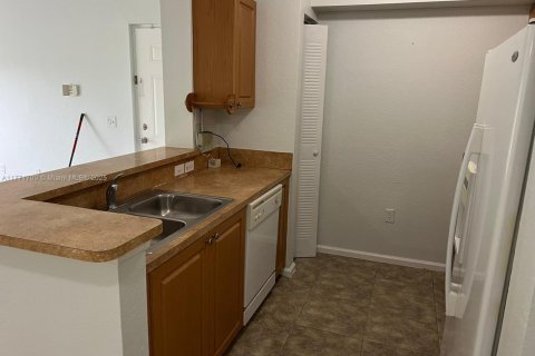 Condominio en alquiler en Homestead, Florida, 2 dormitorios, 83.15 m2 № 1691798 - foto 5