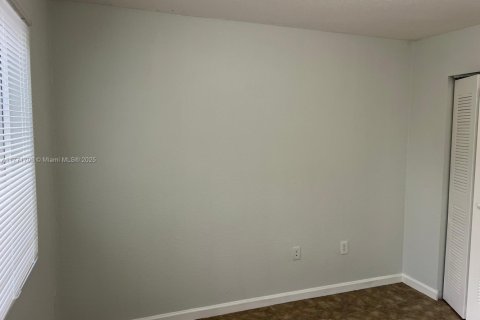 Condominio en alquiler en Homestead, Florida, 2 dormitorios, 83.15 m2 № 1691798 - foto 14
