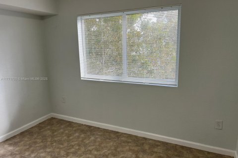 Condominio en alquiler en Homestead, Florida, 2 dormitorios, 83.15 m2 № 1691798 - foto 13