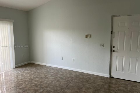 Condominio en alquiler en Homestead, Florida, 2 dormitorios, 83.15 m2 № 1691798 - foto 25