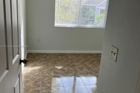 Condominio en alquiler en Homestead, Florida, 2 dormitorios, 83.15 m2 № 1691798 - foto 21