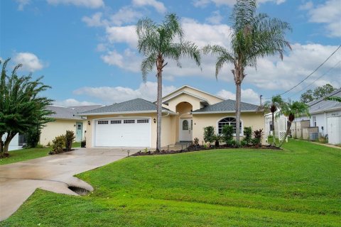 Casa en Palm Coast, Florida 3 dormitorios, 151.52 m2 № 2385861