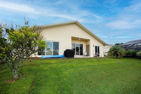 Casa en venta en Palm Coast, Florida, 3 dormitorios, 151.52 m2 № 2385861 - foto 28