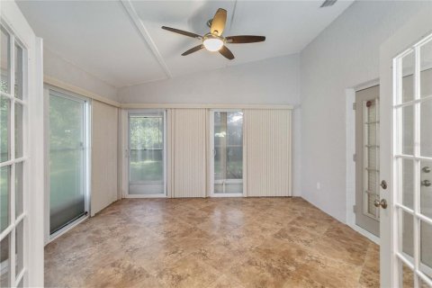 House in Orlando, Florida 3 bedrooms, 122.72 sq.m. № 1786075 - photo 16