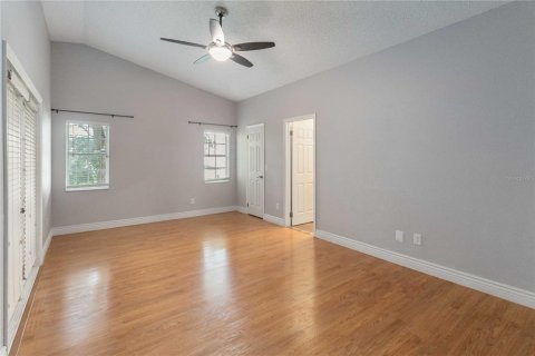 House in Orlando, Florida 3 bedrooms, 122.72 sq.m. № 1786075 - photo 10