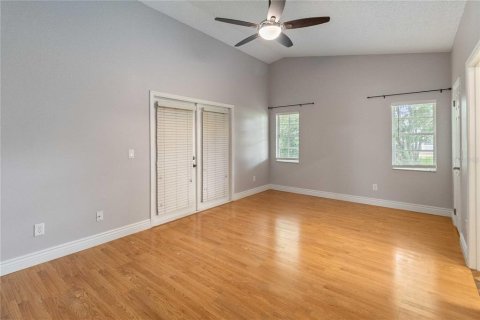 House in Orlando, Florida 3 bedrooms, 122.72 sq.m. № 1786075 - photo 11