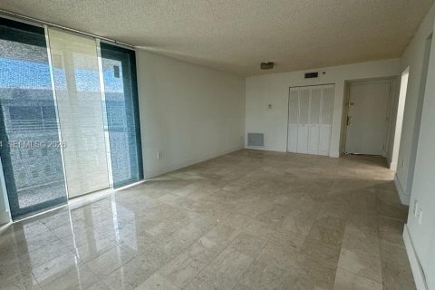 Condo in Hollywood, Florida, 2 bedrooms  № 2089661