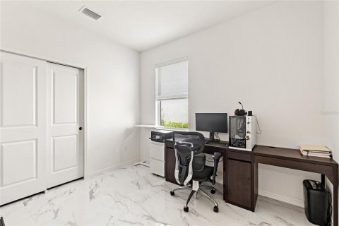 Casa en venta en Orlando, Florida, 4 dormitorios, 171.78 m2 № 2210337 - foto 14