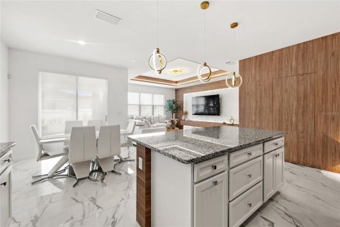 Casa en venta en Orlando, Florida, 4 dormitorios, 171.78 m2 № 2210337 - foto 6