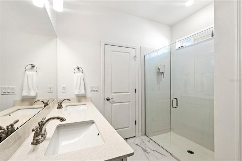 Casa en venta en Orlando, Florida, 4 dormitorios, 171.78 m2 № 2210337 - foto 10