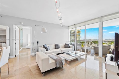 Снять в аренду кондоминиум в Майами-Бич, Флорида 2 спальни, 130.06м2, № 1988554 - фото 6