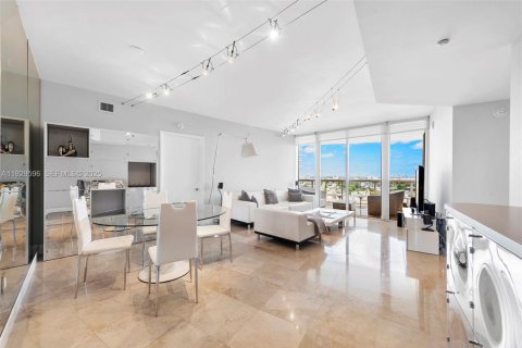 Снять в аренду кондоминиум в Майами-Бич, Флорида 2 спальни, 130.06м2, № 1988554 - фото 11