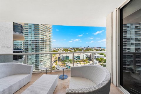 Снять в аренду кондоминиум в Майами-Бич, Флорида 2 спальни, 130.06м2, № 1988554 - фото 29