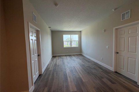 Condo in Orlando, Florida, 2 bedrooms  № 2237714 - photo 7