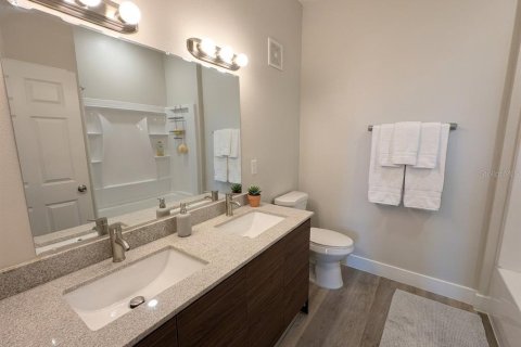 Condo in Orlando, Florida, 2 bedrooms  № 2237714 - photo 15