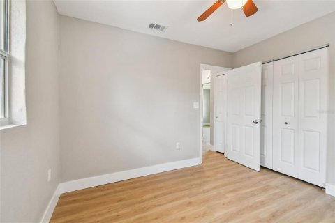 Casa en alquiler en Clearwater, Florida, 2 dormitorios, 67.63 m2 № 1850163 - foto 17