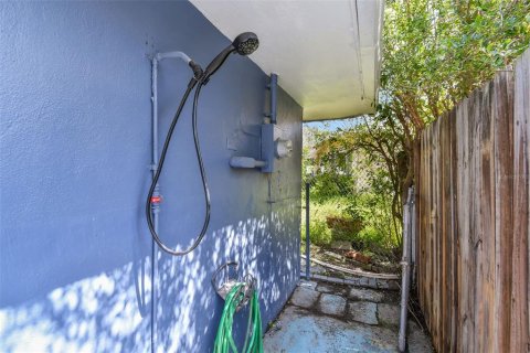 Casa en alquiler en Clearwater, Florida, 2 dormitorios, 67.63 m2 № 1850163 - foto 27