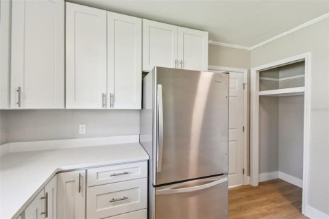 Casa en alquiler en Clearwater, Florida, 2 dormitorios, 67.63 m2 № 1850163 - foto 7