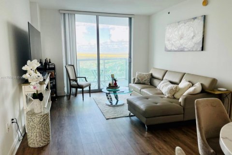 Condominio en alquiler en Sunrise, Florida, 2 dormitorios, 118.08 m2 № 1877495 - foto 8