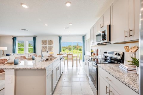 House in Hudson, Florida 4 bedrooms, 210.98 sq.m. № 1781132 - photo 22