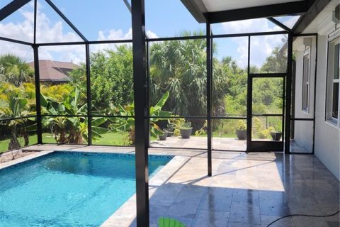 House in Port Charlotte, Florida 4 bedrooms, 204.57 sq.m. № 1802142 - photo 20