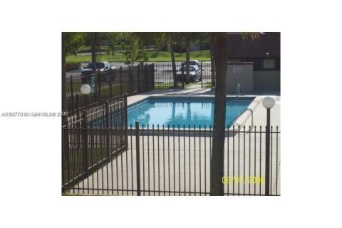 Apartment in Miami Gardens, Florida 3 bedrooms, 125.23 sq.m. № 2041000 - photo 20