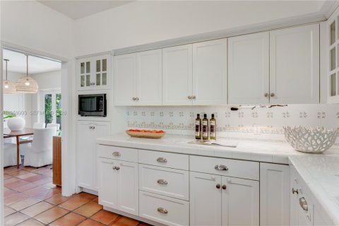 Купить виллу или дом в Корал-Гейблс, Флорида 3 спальни, 142.51м2, № 2019840 - фото 7