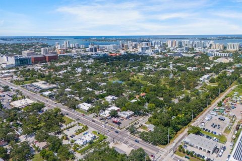 Immobilier commercial à vendre à Sarasota, Floride: 178.74 m2 № 2144049 - photo 8
