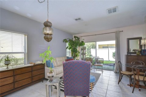 Adosado en alquiler en Tampa, Florida, 2 dormitorios, 108.97 m2 № 1847085 - foto 14