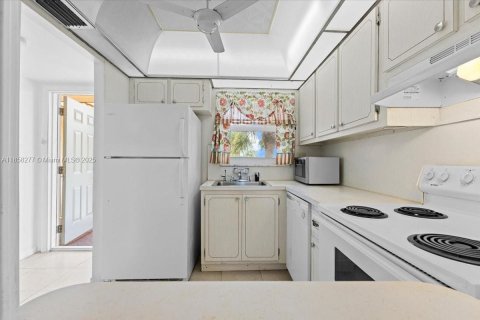 Купить кондоминиум в Санрайз, Флорида 4 комнаты, 59.46м2, № 1882483 - фото 30
