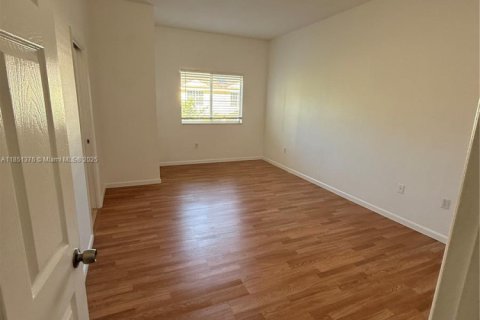 Touwnhouse à louer à Deerfield Beach, Floride: 3 chambres, 517.74 m2 № 1962887 - photo 21