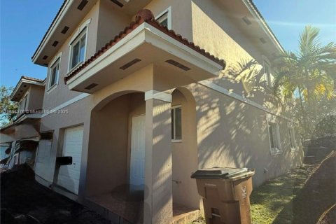 Touwnhouse à Deerfield Beach, Floride 3 chambres, 517.74 m2 № 1962887