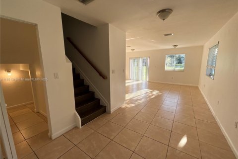 Touwnhouse à louer à Deerfield Beach, Floride: 3 chambres, 517.74 m2 № 1962887 - photo 10