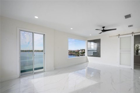 Villa ou maison à vendre à Orlando, Floride: 5 chambres, 582.59 m2 № 1723812 - photo 19