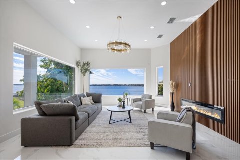 Villa ou maison à vendre à Orlando, Floride: 5 chambres, 582.59 m2 № 1723812 - photo 11