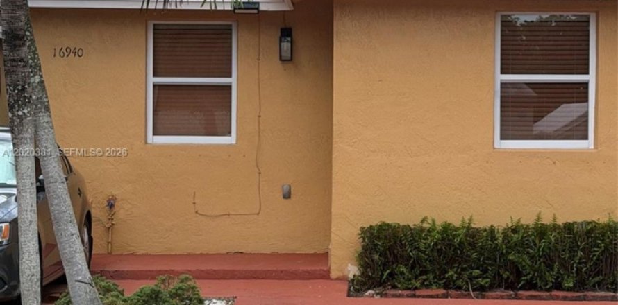 Villa ou maison à Palmetto Bay, Floride 2 chambres, 178.19 m2 № 2240839